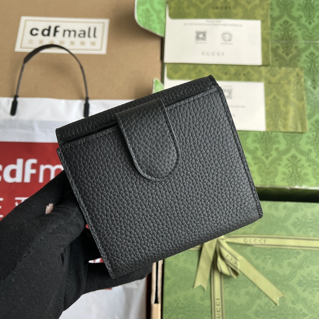Sporty Gucci Wallets Purse 72279