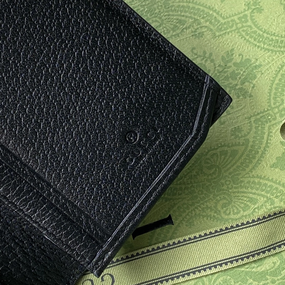 Sporty Gucci Wallets Purse 72227