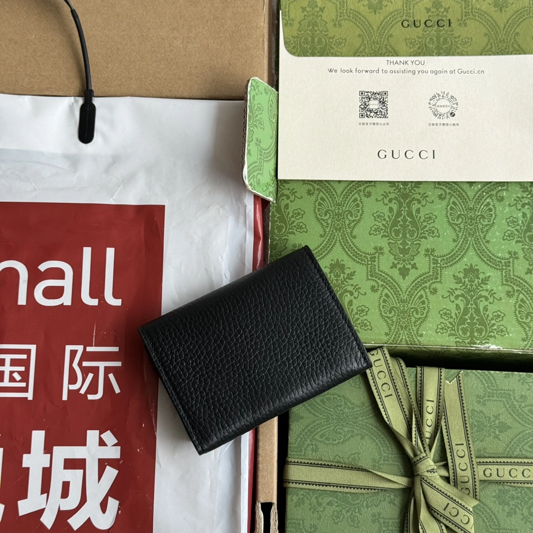 Gucci Wallets Purse Classic 72207