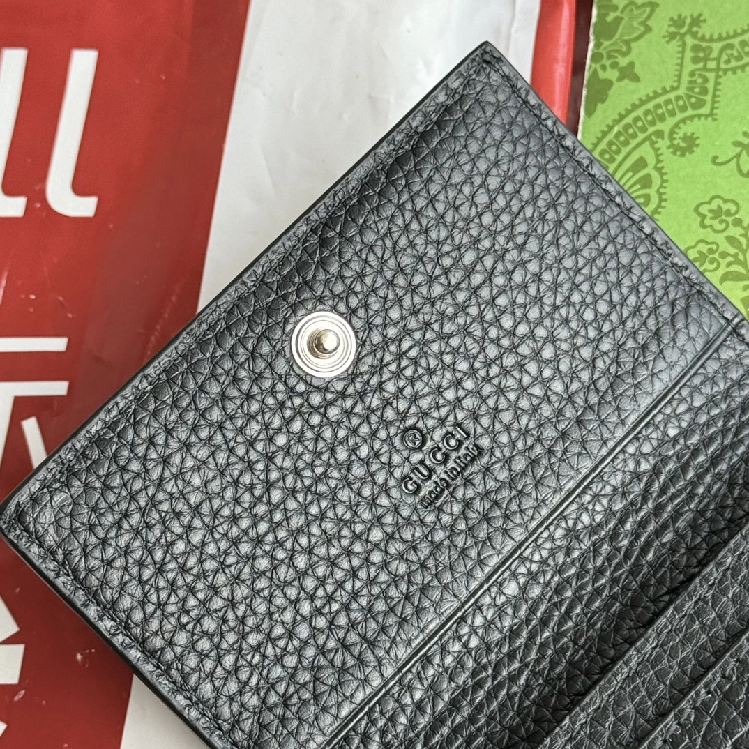 Gucci Wallets Purse Classic 72207