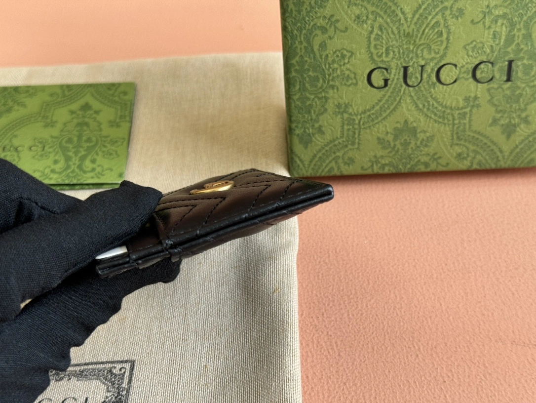 Gucci Wallets Purse MultiPurpose 72241