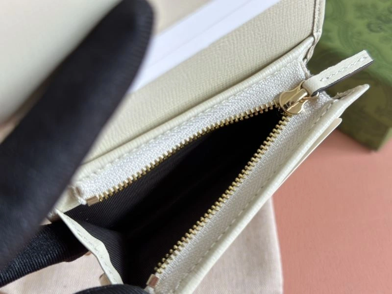 TechFriendly Gucci Wallets Purse 67306