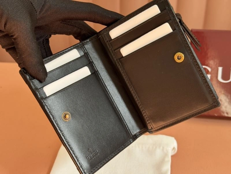 Compact Gucci Wallets Purse 64749