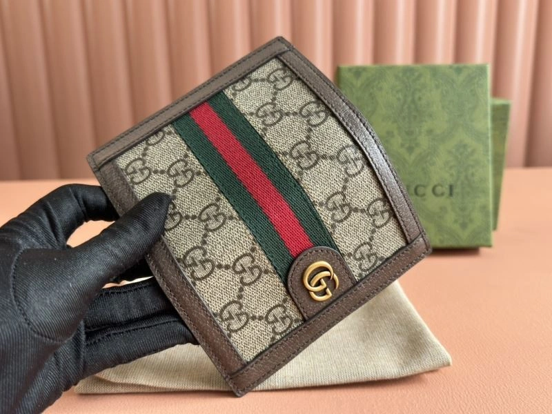 Gucci Wallets Purse Bright 64748