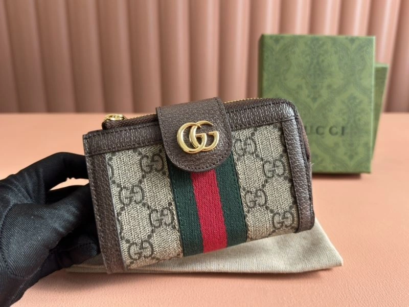 Gucci Wallets Purse WeatherProof 64800