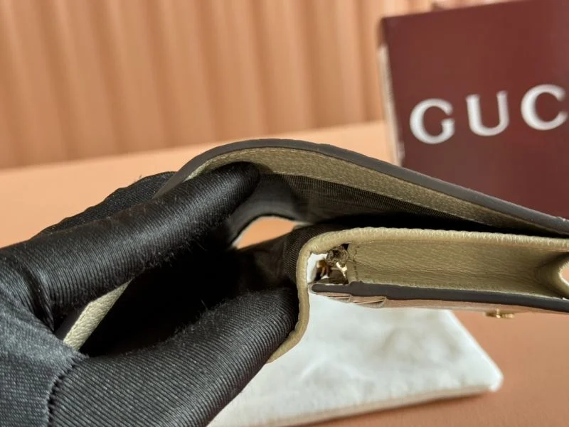 Gucci Wallets Purse Contemporary 49557
