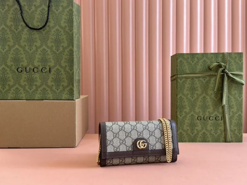 Gucci Wallets Purse Resilient 49551