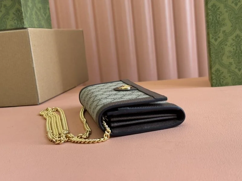 Gucci Wallets Purse Resilient 49551