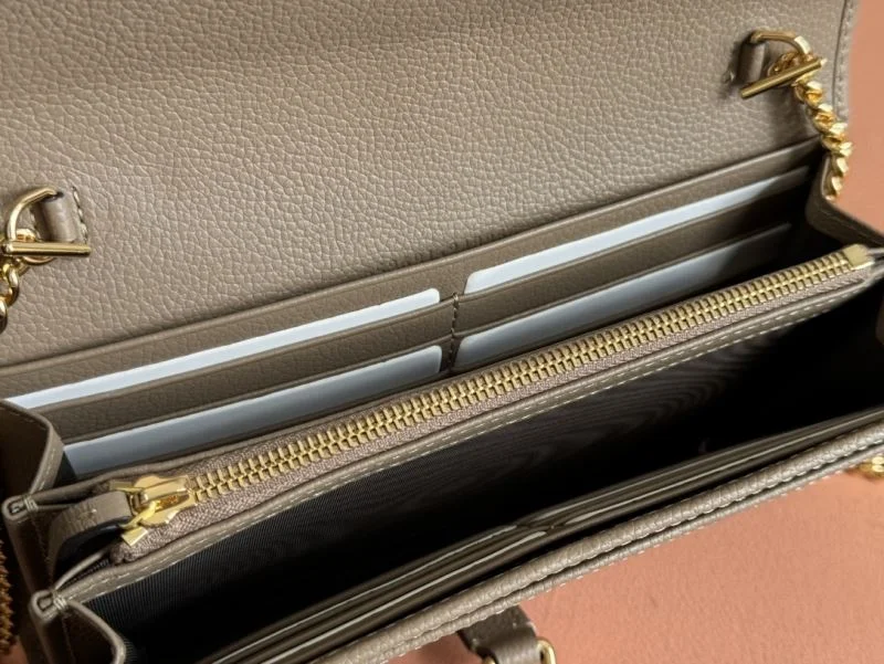 Gucci Wallets Purse BestValue 49543