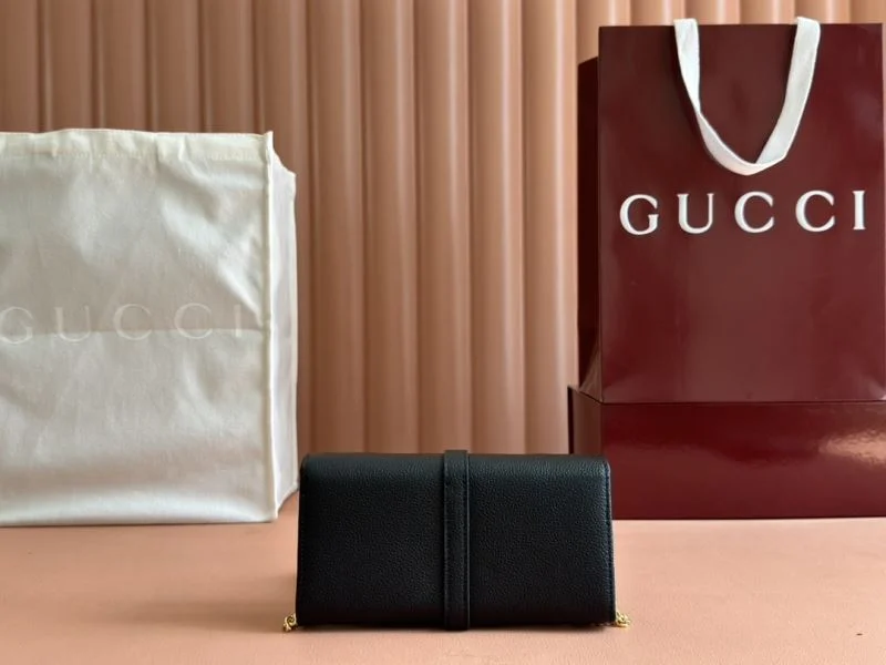 Gucci Wallets Purse WeatherProof 49533