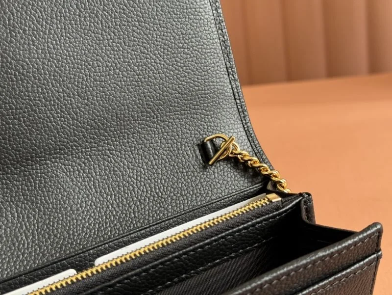 Gucci Wallets Purse WeatherProof 49533