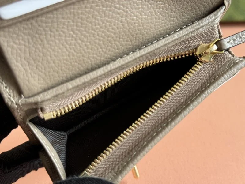 Gucci Wallets Purse GoAnywhere 49536