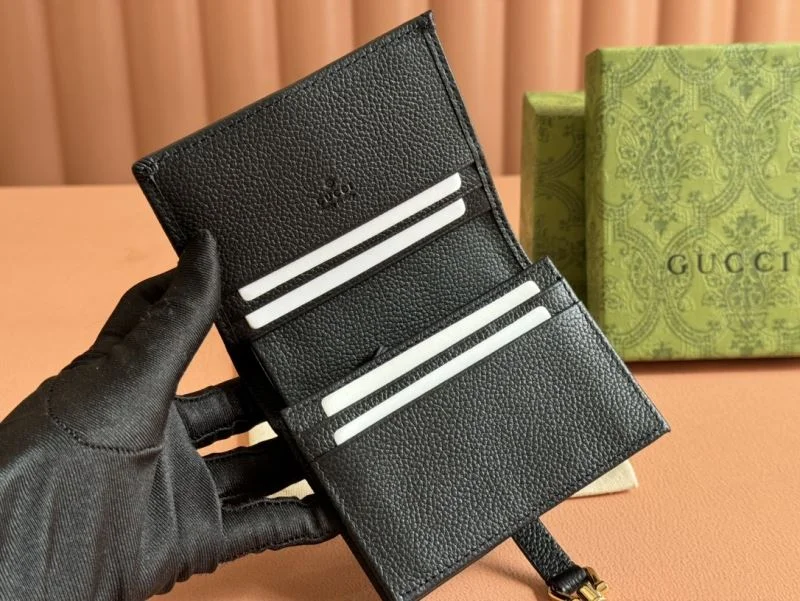 Gucci Wallets Purse EyeCatching 49565