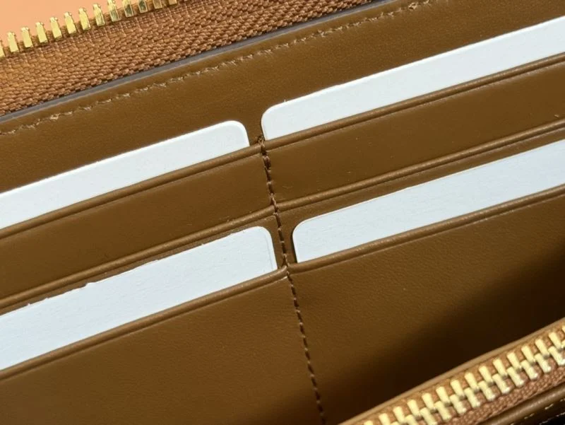 Gucci Wallets Purse ZeroBulk 49523