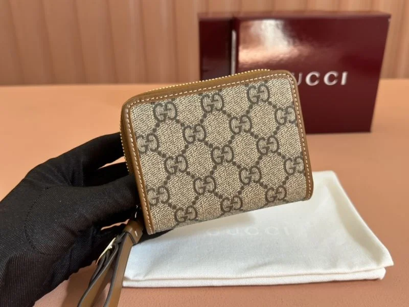Gucci Wallets Purse Elegant 49517