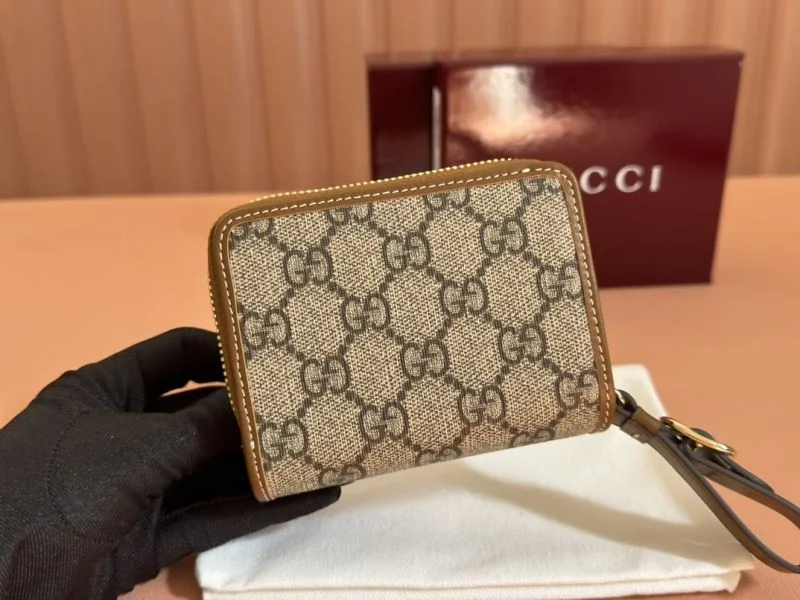 Gucci Wallets Purse Elegant 49517