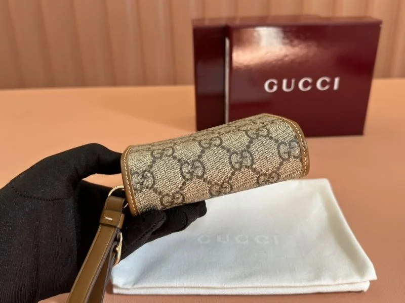 Gucci Wallets Purse Elegant 49517
