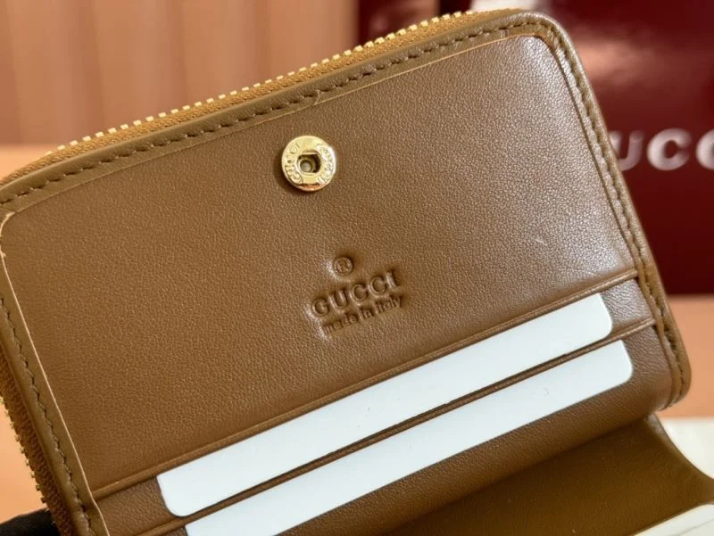 Gucci Wallets Purse Elegant 49517