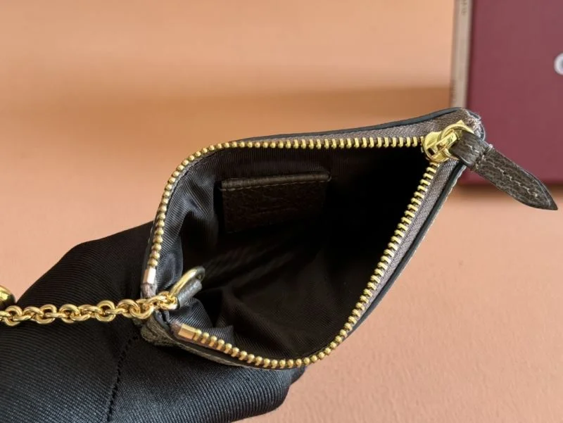 Gucci Wallets Purse Cozy 49552