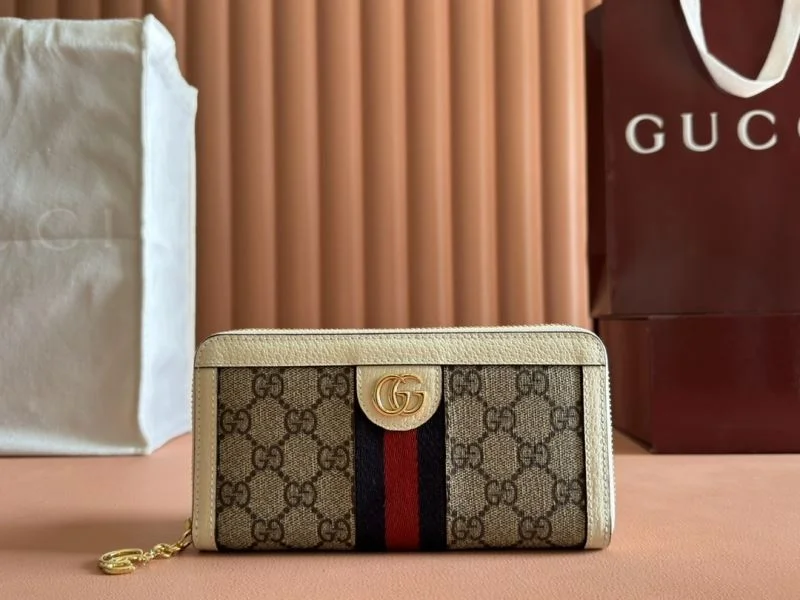 Gucci Wallets Purse Sleek 49515