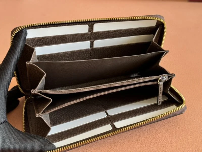 Gucci Wallets Purse FastDry 49514