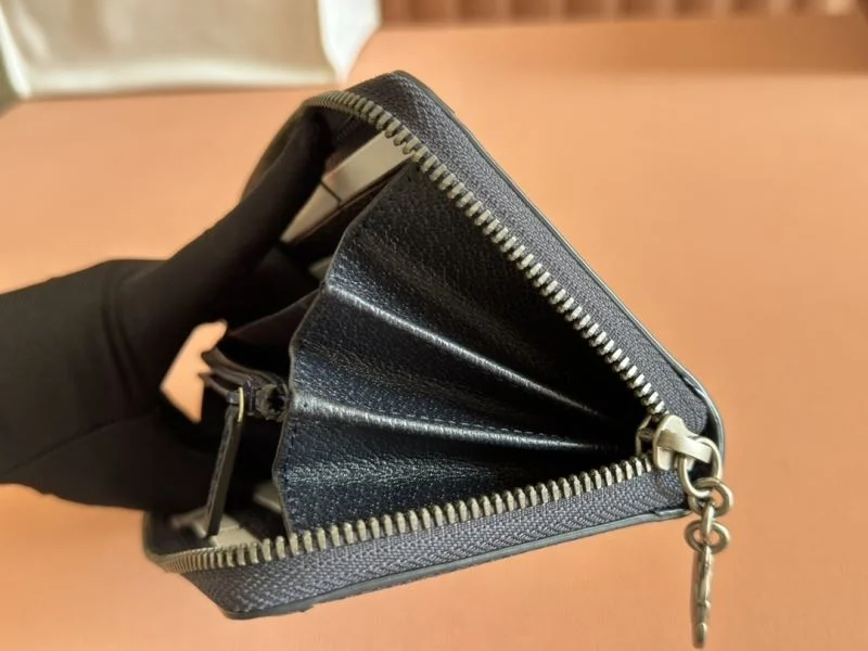 Versatile Gucci Wallets Purse 49506