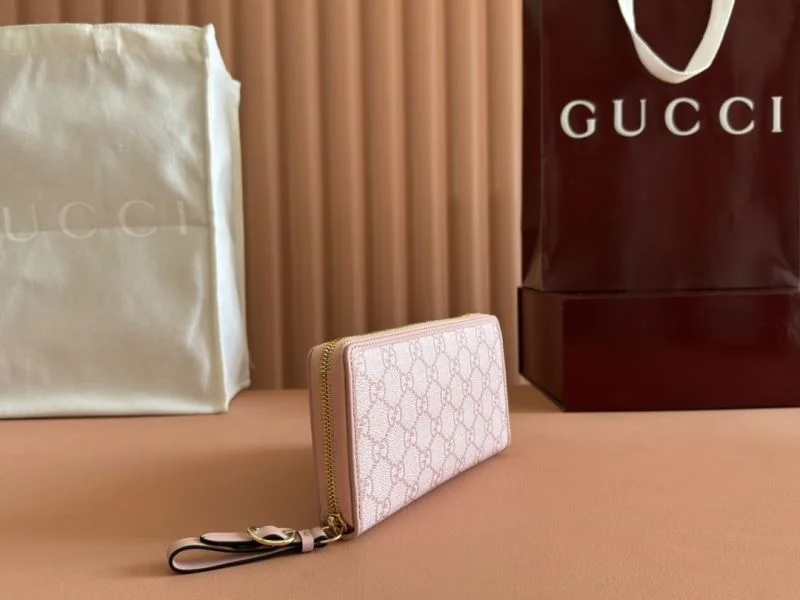 Gucci Wallets Purse Versatile 49499