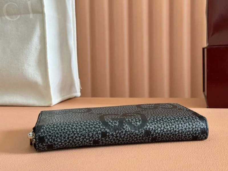 Compact Gucci Wallets Purse 49490