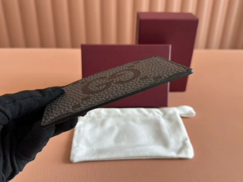 Gucci Wallets Purse Breathable 49526