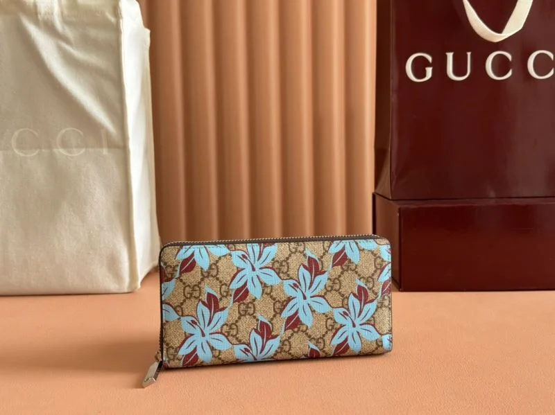 Refined Gucci Wallets Purse 49524