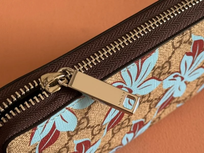 Refined Gucci Wallets Purse 49524