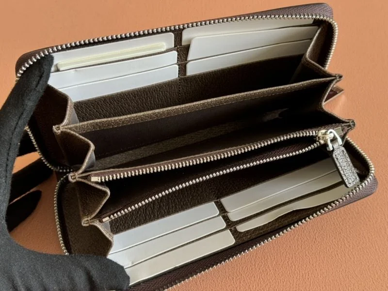 Refined Gucci Wallets Purse 49524