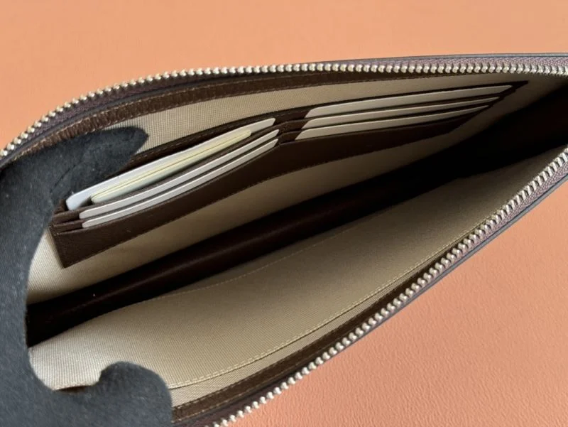Gucci Wallets Purse ModernLook 49486