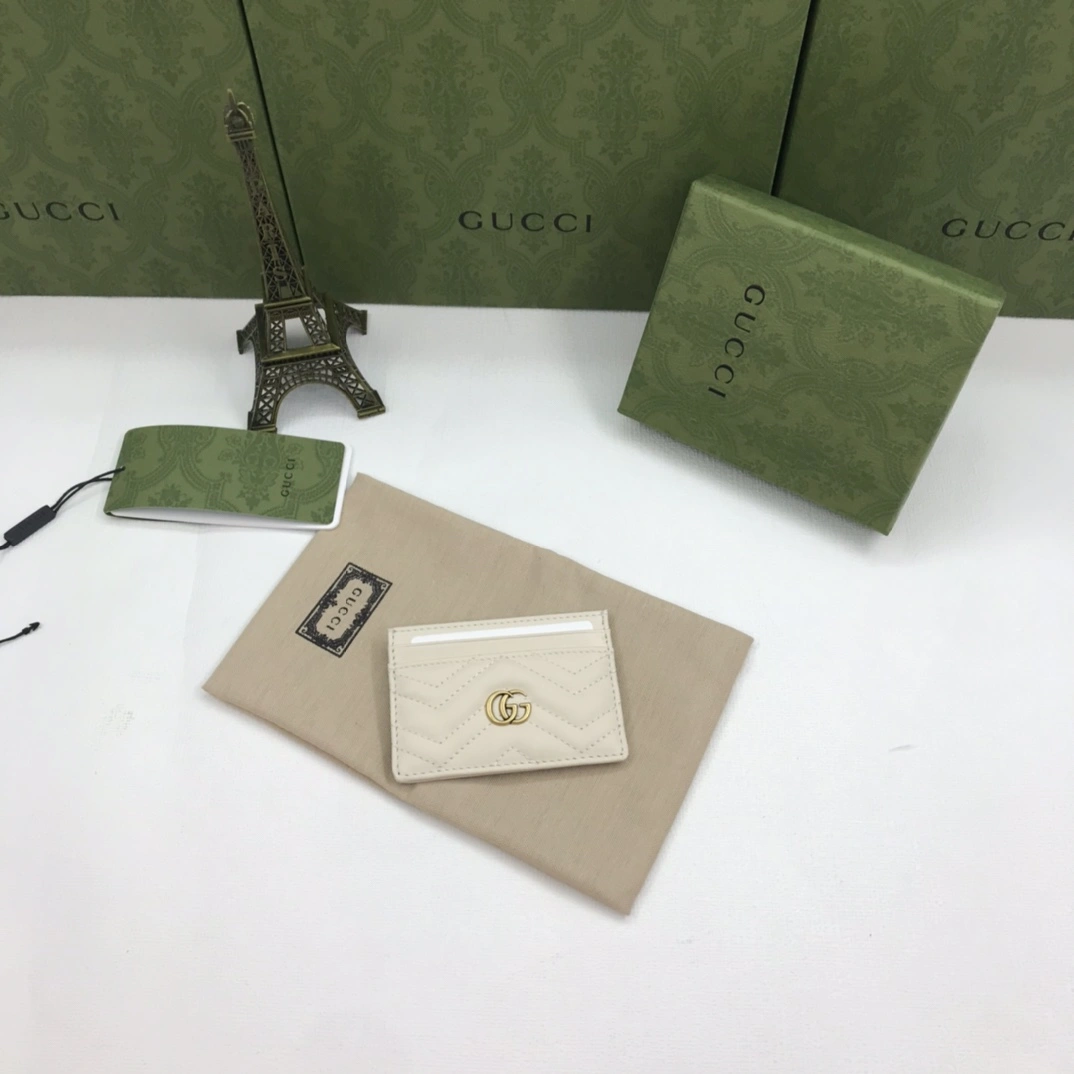 Gucci Wallets Purse Bold 56893