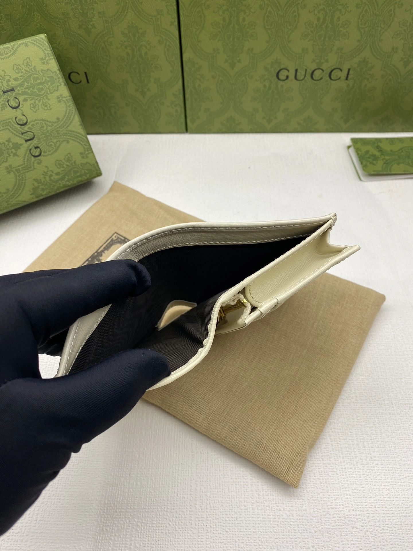 Gucci Wallets Purse GoodFit 56933
