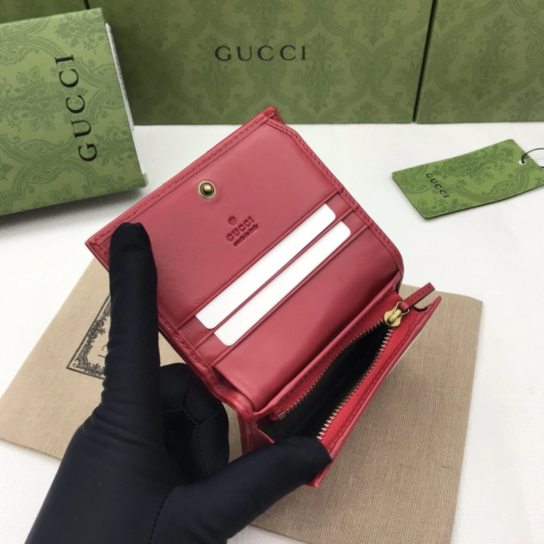 Gucci Wallets Purse Classic 56894