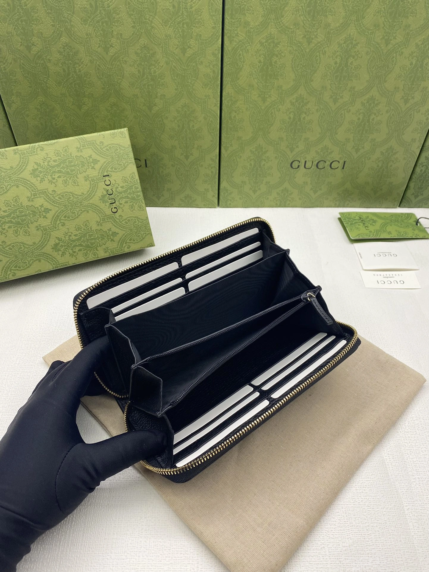 Gucci Wallets Purse Original 56872