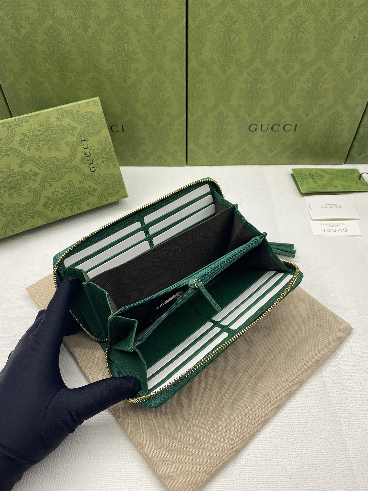 Gucci Wallets Purse EasyMatch 56874