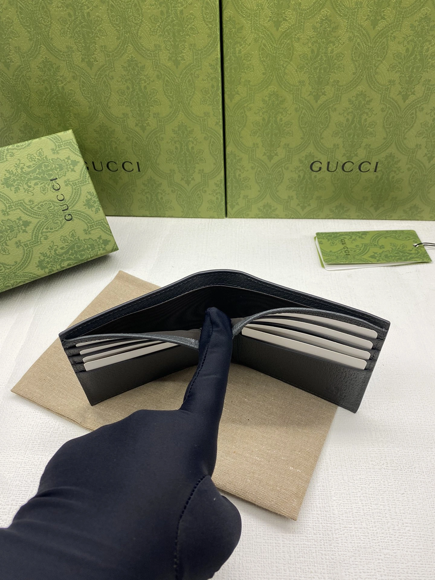 Gucci Wallets Purse Vibrant 56867