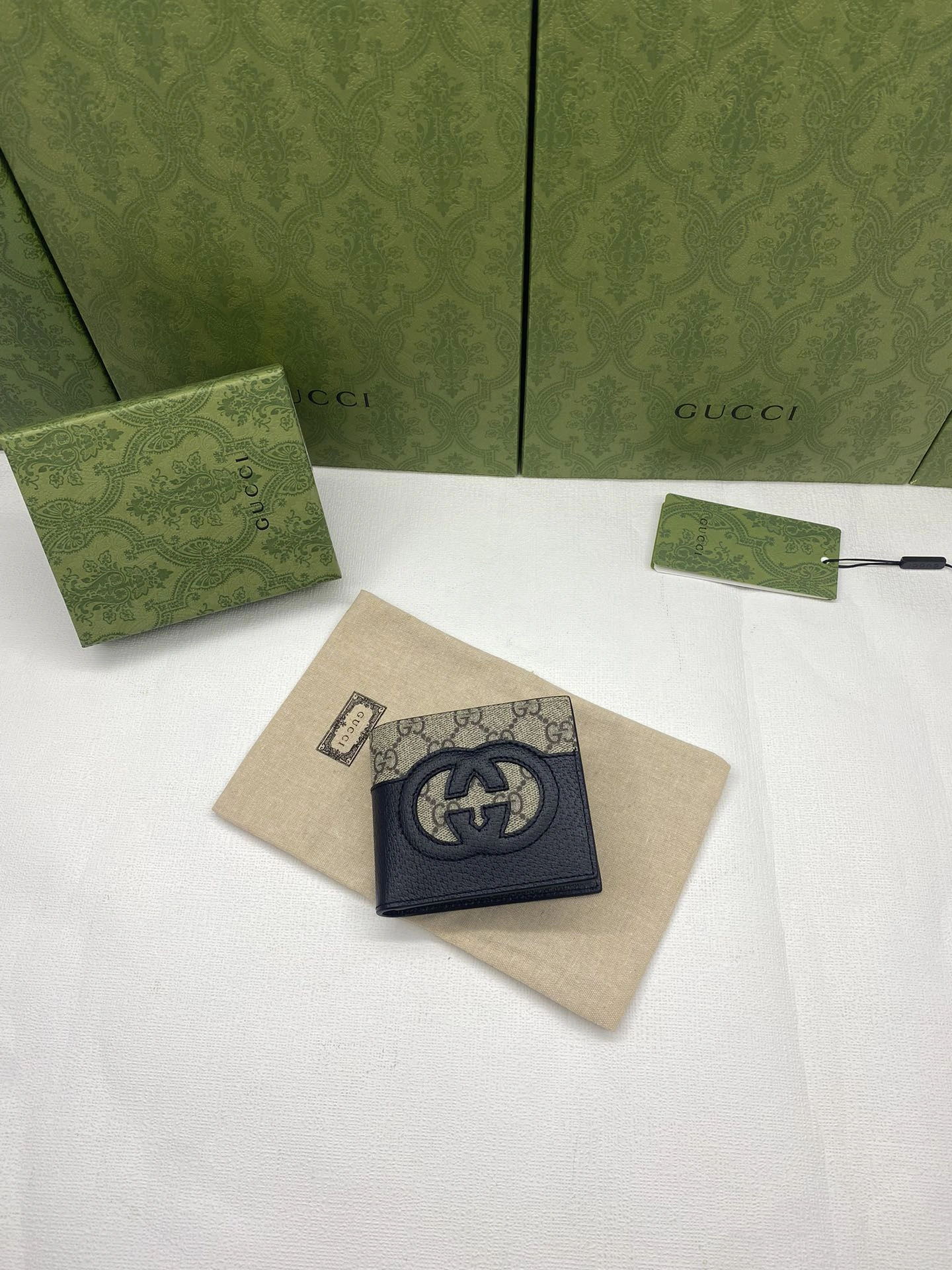 Gucci Wallets Purse UrbanChic 56849