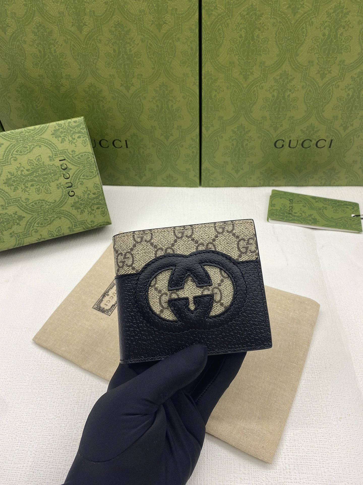 Gucci Wallets Purse UrbanChic 56849