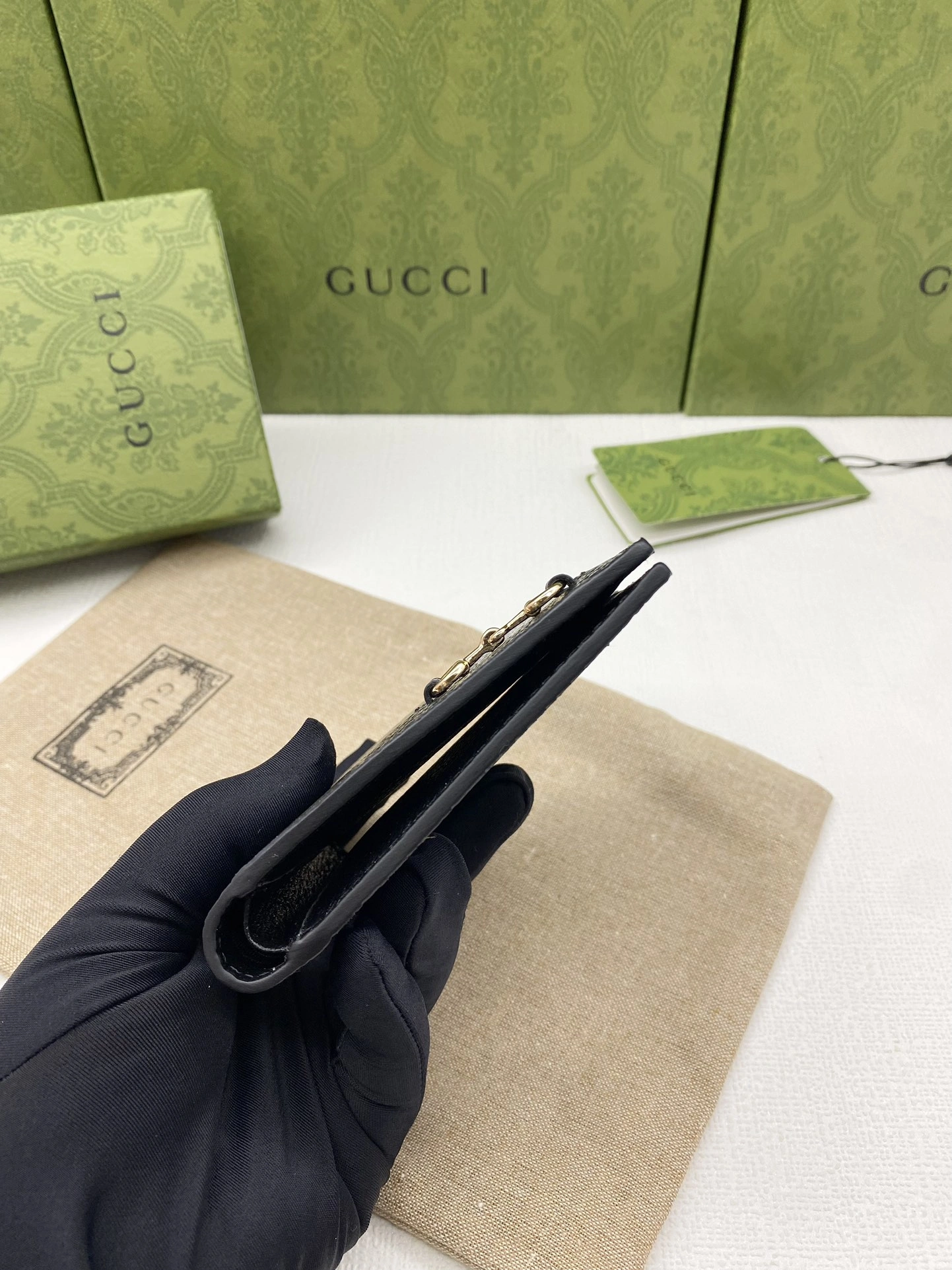 Gucci Wallets Purse Lightweight 56858