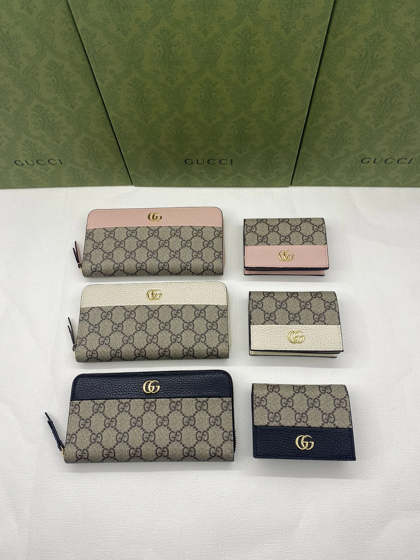 Gucci Wallets Purse FashionForward 56855