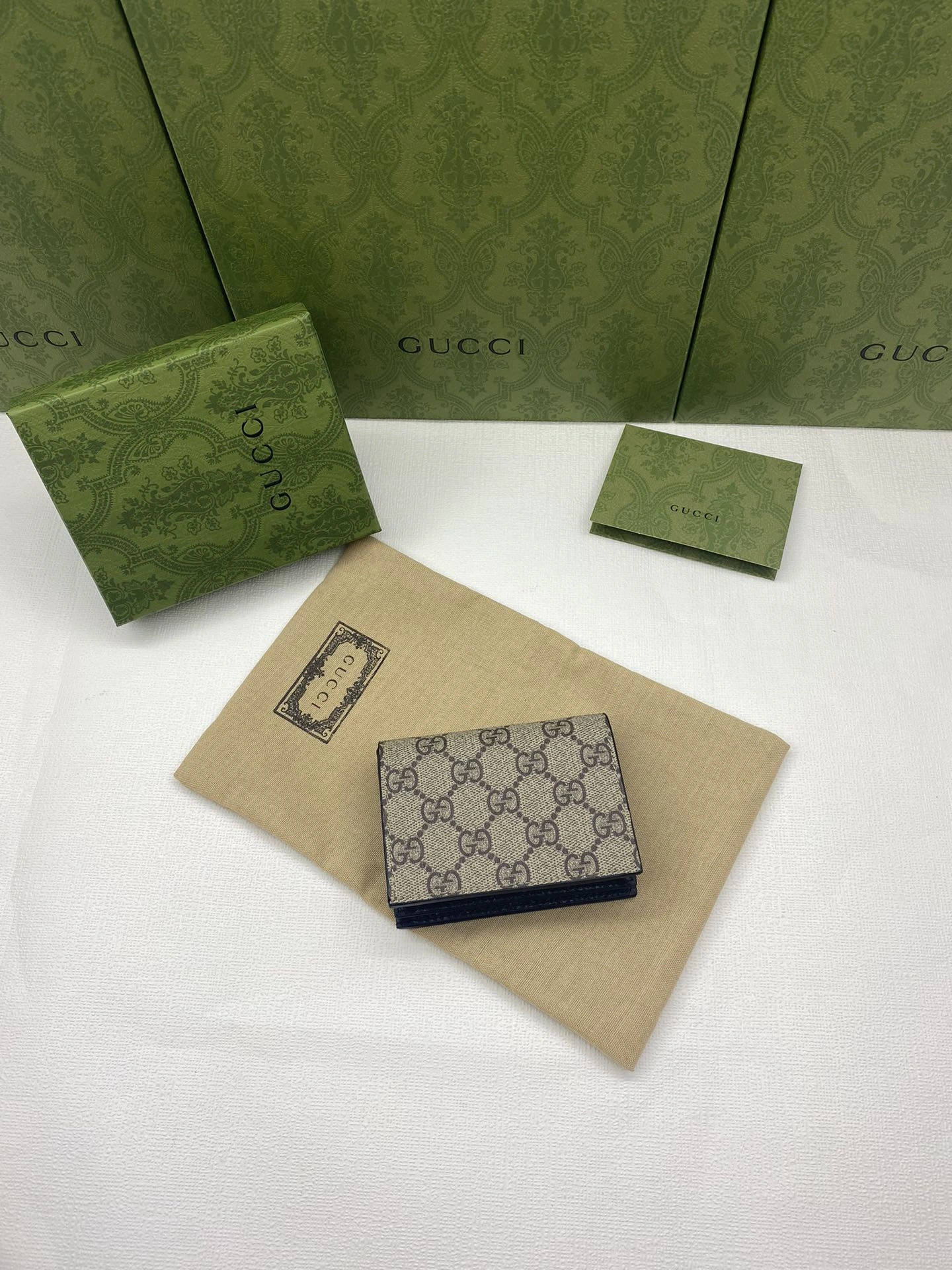 Gucci Wallets Purse Bold 56840