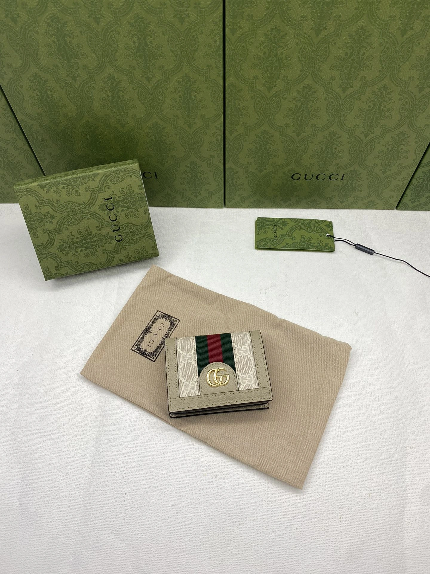 Breathable Gucci Wallets Purse 56847