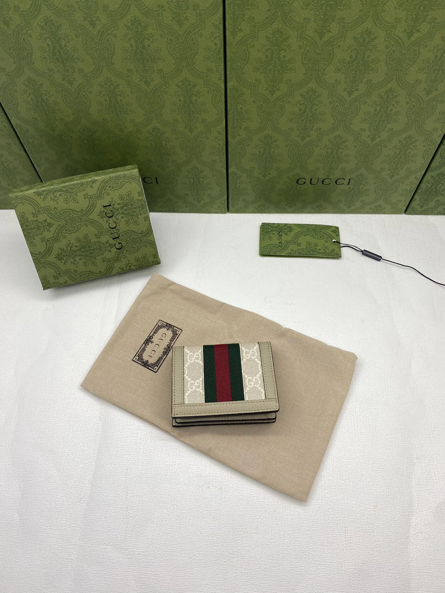 Breathable Gucci Wallets Purse 56847