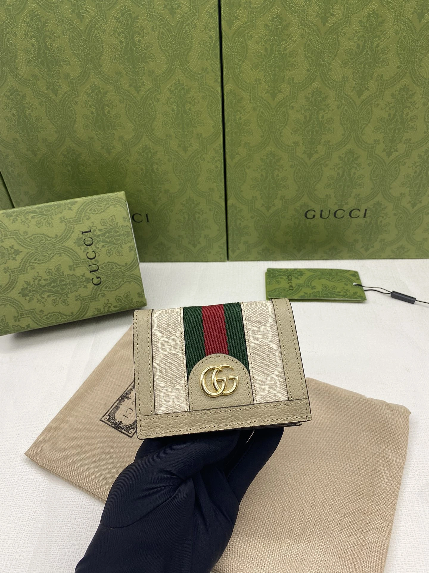 Breathable Gucci Wallets Purse 56847