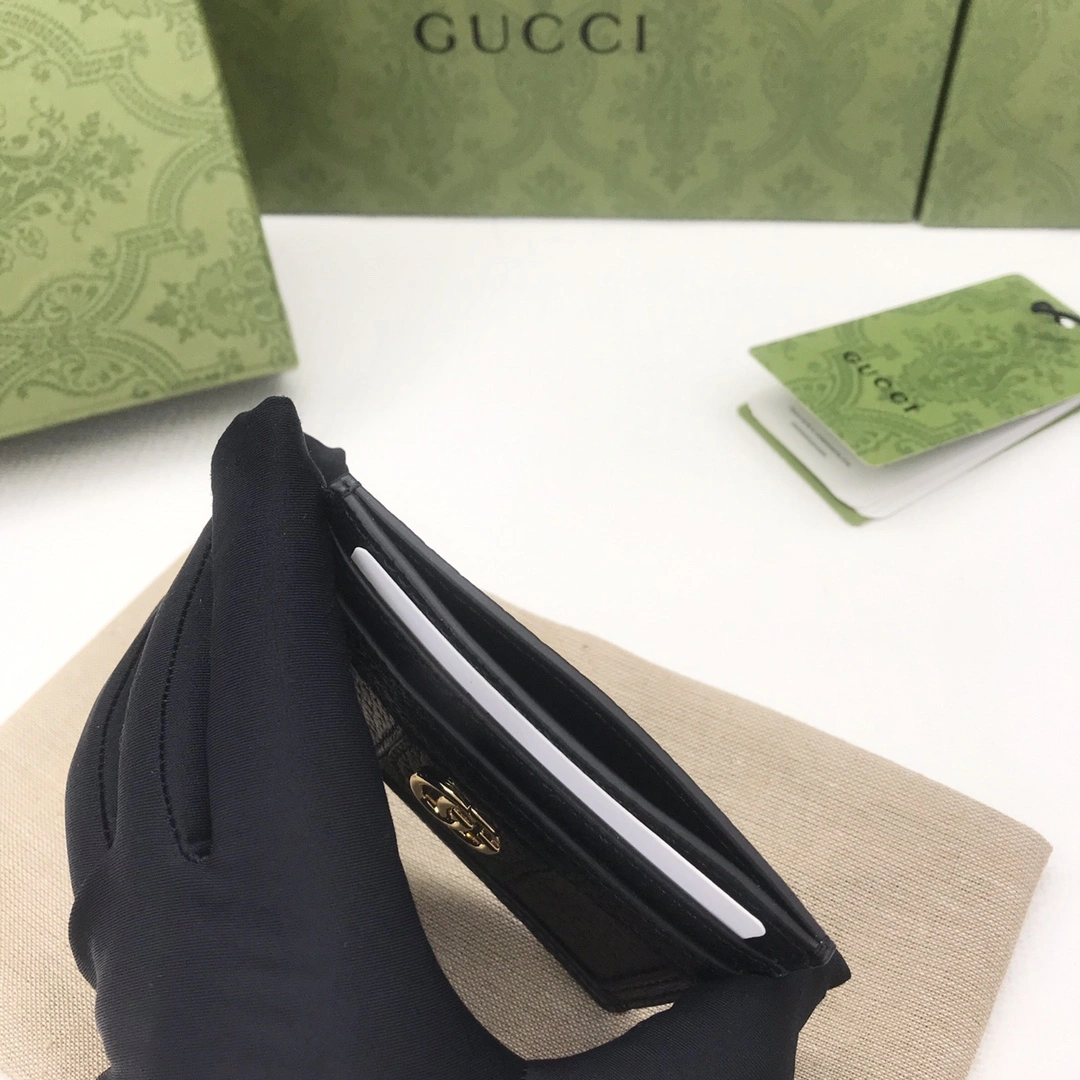 Sleek Gucci Wallets Purse 56835