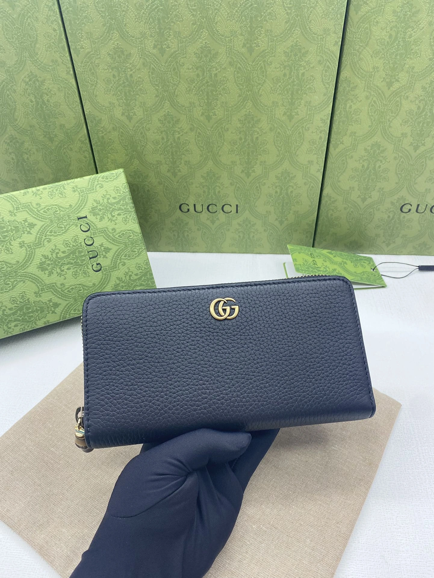 RelaxedFit Gucci Wallets Purse 56823