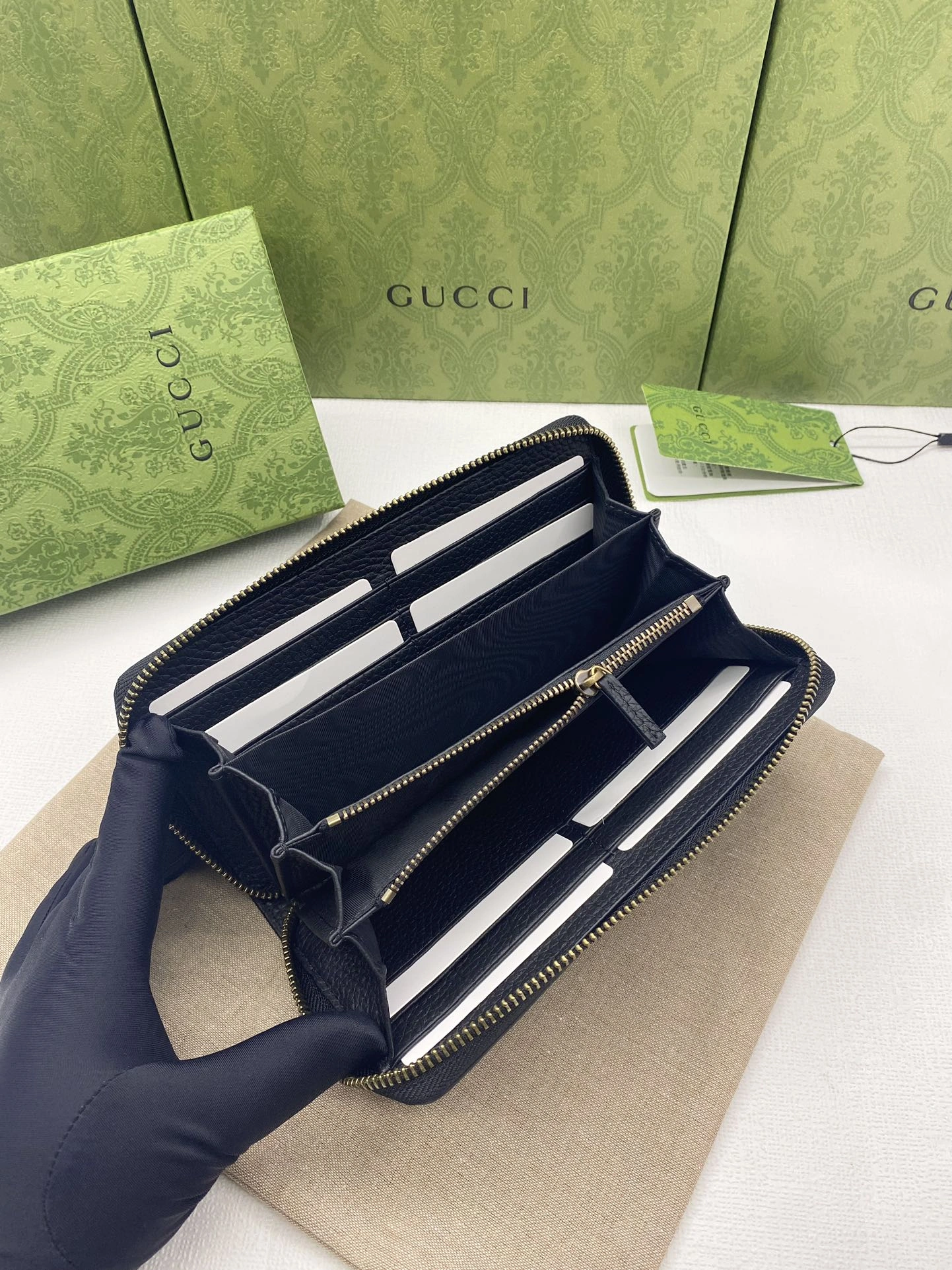 RelaxedFit Gucci Wallets Purse 56823